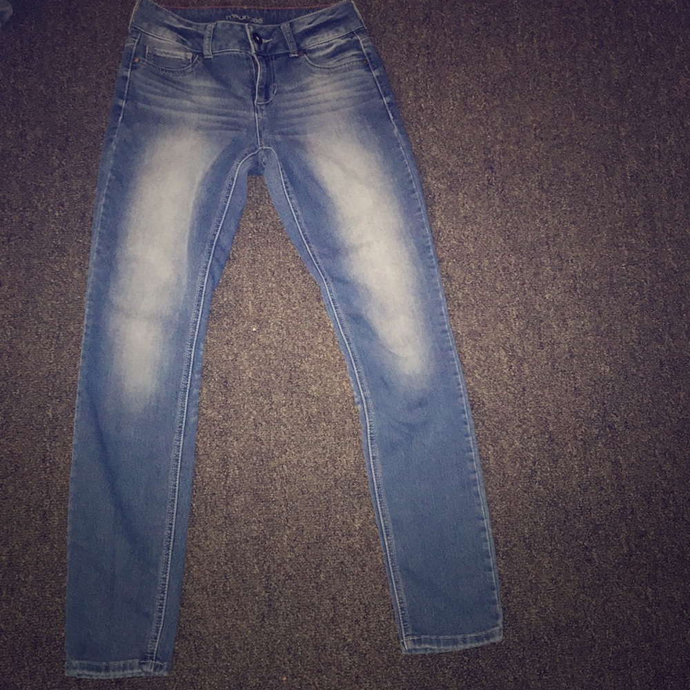 Skinny size small Maurice’s jeans